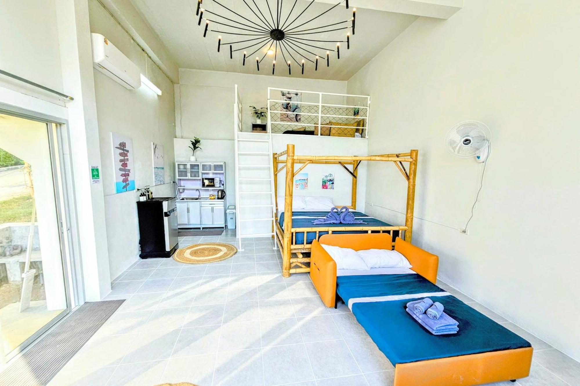 Beach Front Queen'S Castle - Kid Friendly, Holiday Like Royalty Ban Makham Camera foto